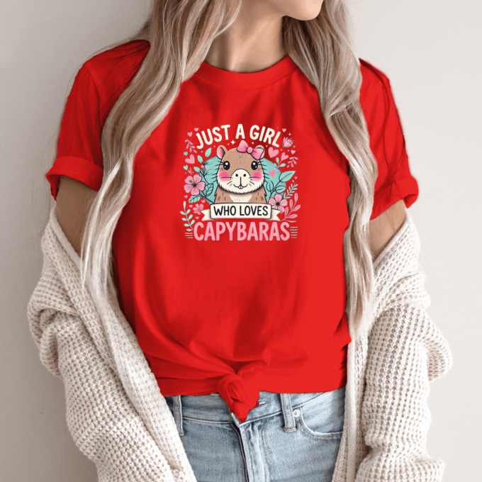 Unisex marškinėliai su spauda „Who loves Capybaras“ - Image 3