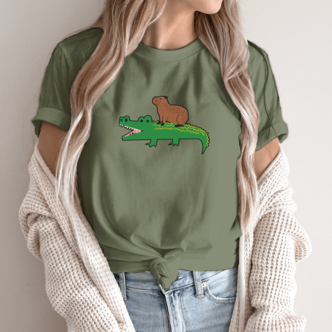Unisex marškinėliai su spauda „Capybara valdovas“ - Image 10