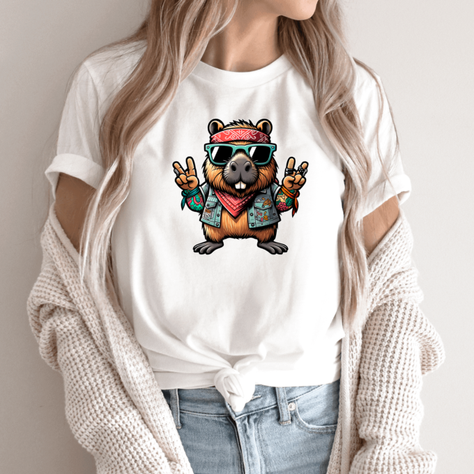 Unisex marškinėliai su spauda „Capybara taika“ - Image 7