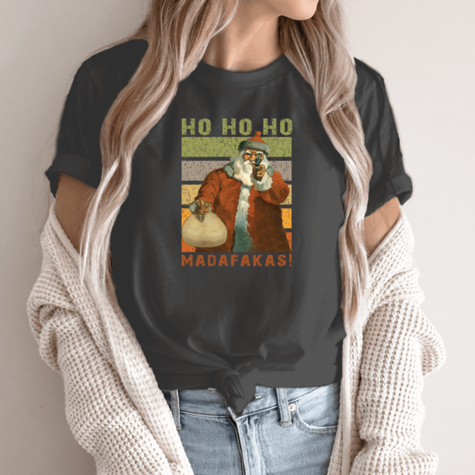 Unisex marškinėliai su spauda „HO HO HO madafaka“ - Image 10