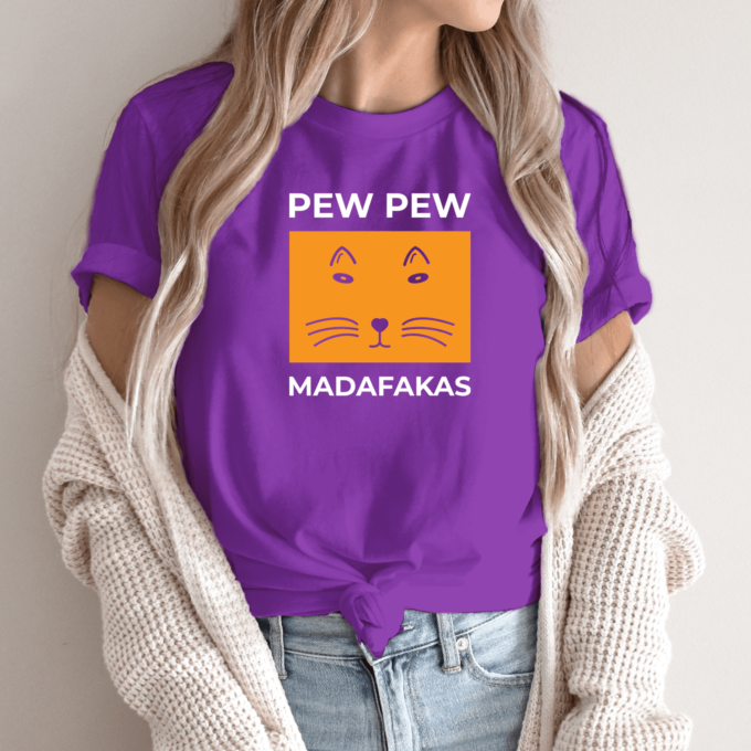 Unisex marškinėliai su spauda „Įtartinas katinas “ - Image 8