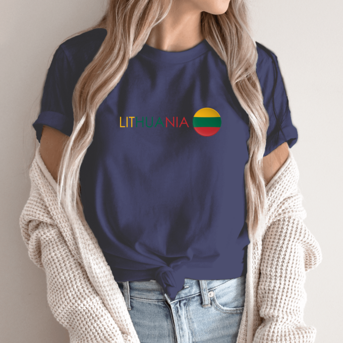 Unisex marškinėliai su spauda „Užrašas Lithuania“ - Image 5