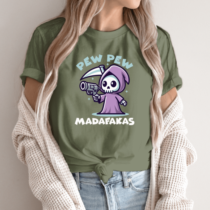 Unisex marškinėliai su spauda „Miela mirtis“ - Image 11