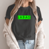 Unisex marškinėliai su spauda „Salotinis juodas užrašas Labas“ - Image 12