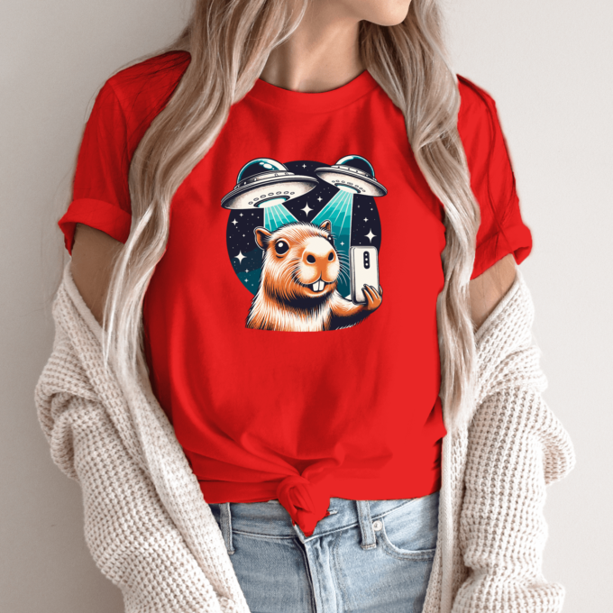 Unisex marškinėliai su spauda „Capybara selfie“ - Image 11
