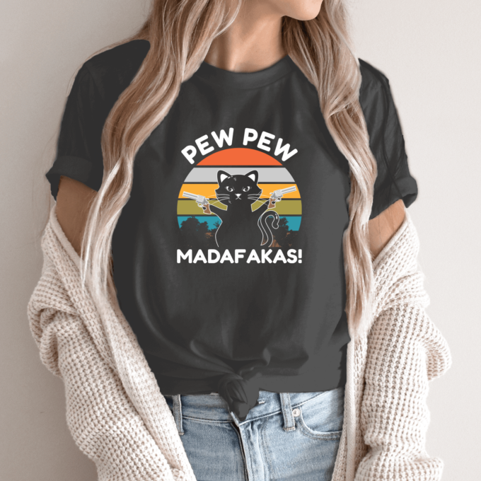 Unisex marškinėliai su spauda „Vintažinis“ - Image 6