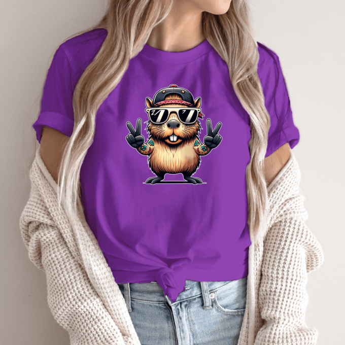 Unisex marškinėliai su spauda „Capybara taika visiems“ - Image 9