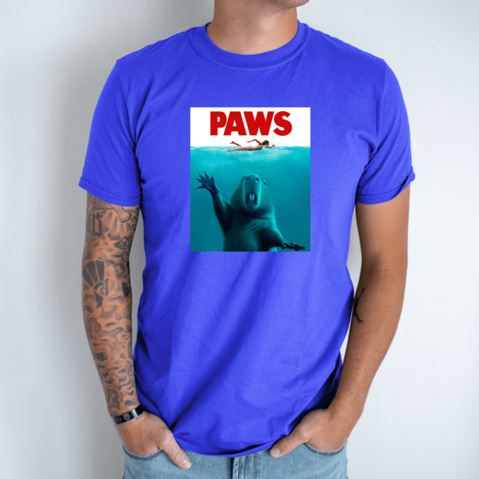 Unisex marškinėliai su spauda „Capybara Paws“ - Image 5