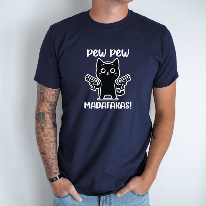 Unisex marškinėliai su spauda „Pew pew madafakas“ - Image 4