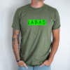 Unisex marškinėliai su spauda „Salotinis juodas užrašas Labas“ - Image 7