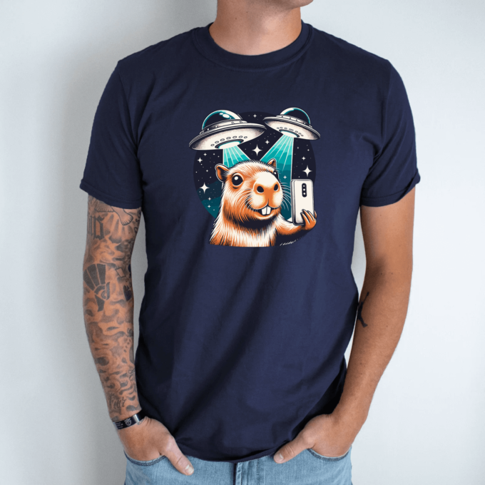 Unisex marškinėliai su spauda „Capybara selfie“