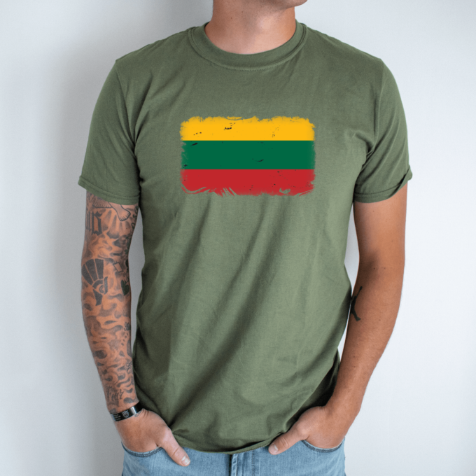 Unisex marškinėliai su spauda „Vėliava“ - Image 5