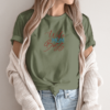 Siuvinėti unisex marškinėliai „Wife Mom Boss“ - Image 6