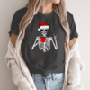 Unisex marškinėliai su spauda „Kalėdinis skeletas“ - Image 12