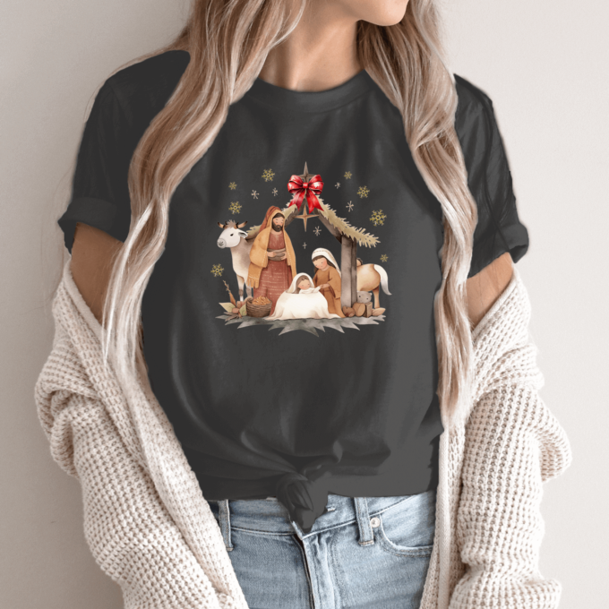 Unisex marškinėliai su spauda „Kristaus gimimas“ - Image 13