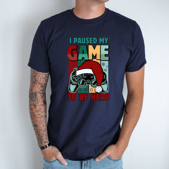 Unisex marškinėliai su spauda „I paused my game“ - Image 4