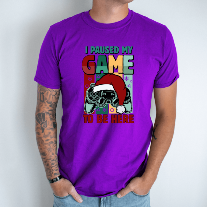Unisex marškinėliai su spauda „I paused my game“ - Image 2