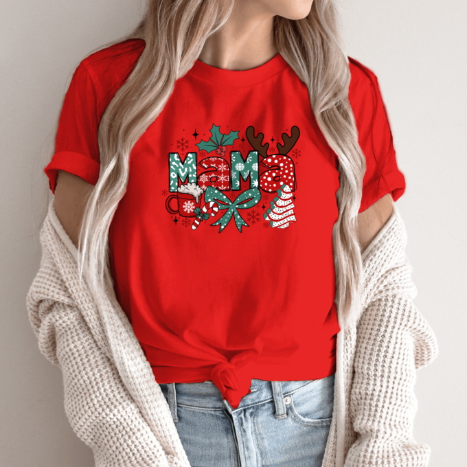 Unisex marškinėliai su spauda „Kalėdinė mama “ - Image 3