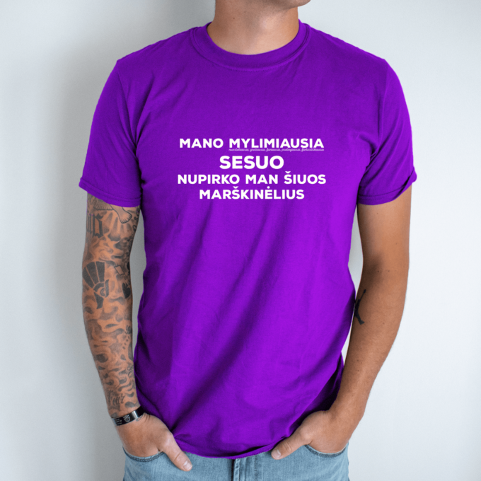 Unisex marškinėliai su spauda „Sesuo nupirko marškinėlius“ - Image 3