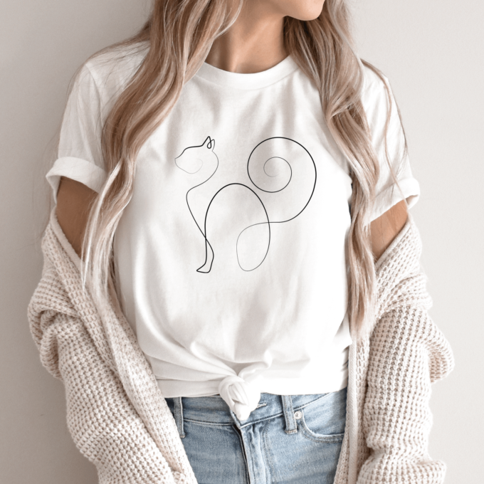 Unisex marškinėliai su spauda „Abstrakti katė“ - Image 2