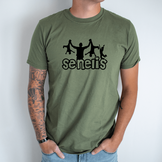Unisex marškinėliai su spauda „Toks Senelis“ - Image 2