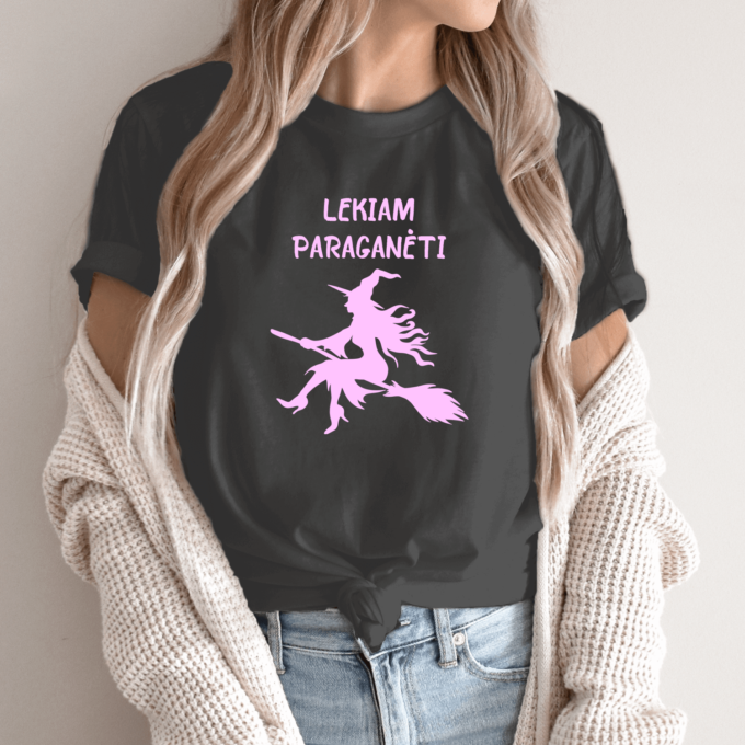 Unisex marškinėliai su spauda „Lekiam paraganėti“ - Image 5