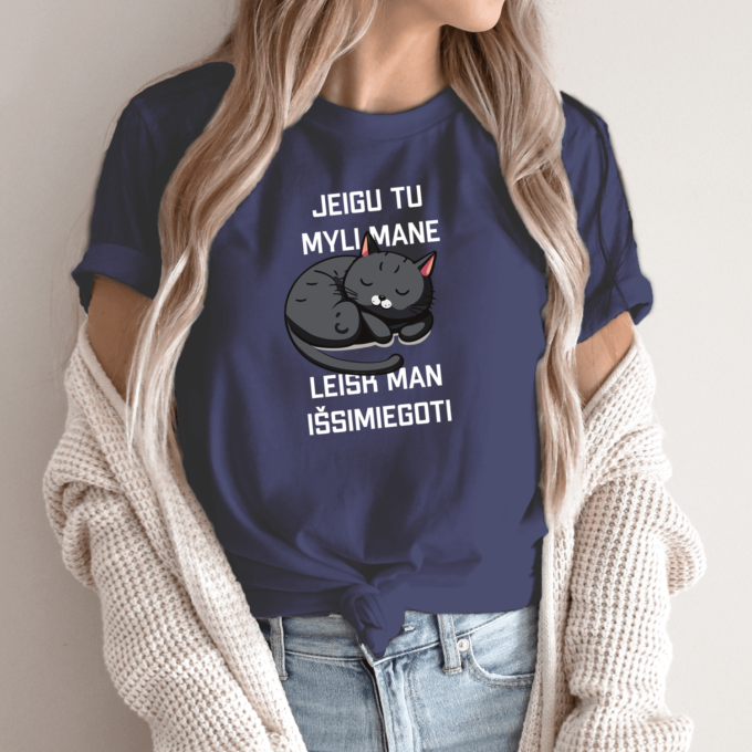 Unisex marškinėliai su spauda „Leisk man išsimiegoti“ - Image 10