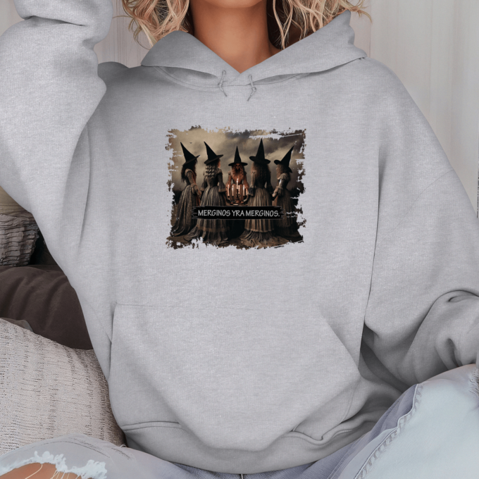 Unisex džemperis su spauda „Merginos yra merginos“