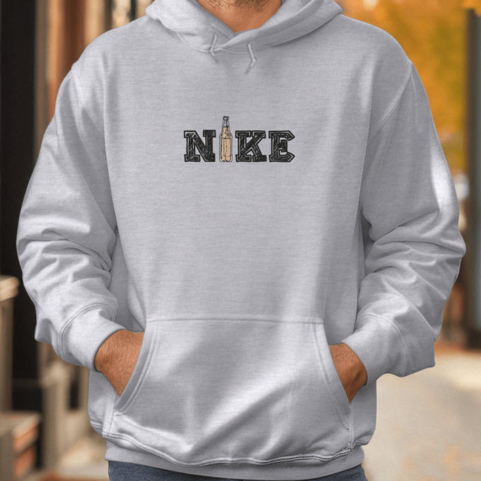 Siuvinėtas unisex džemperis „Nike alus“ - Image 5