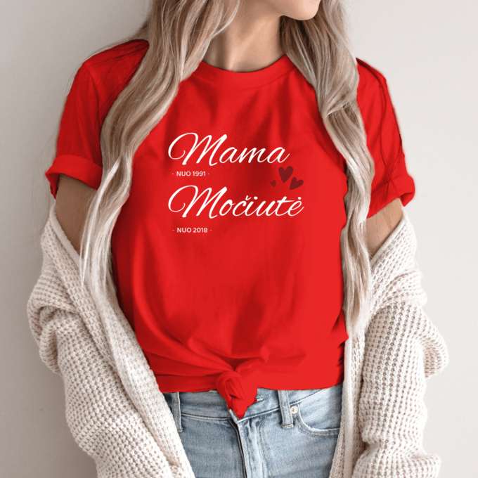 Unisex marškinėliai su spauda „Mama ir močiutė nuo...“ - Image 4