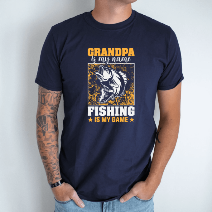 Unisex marškinėliai su spauda „Grandpa is my name“ - Image 5