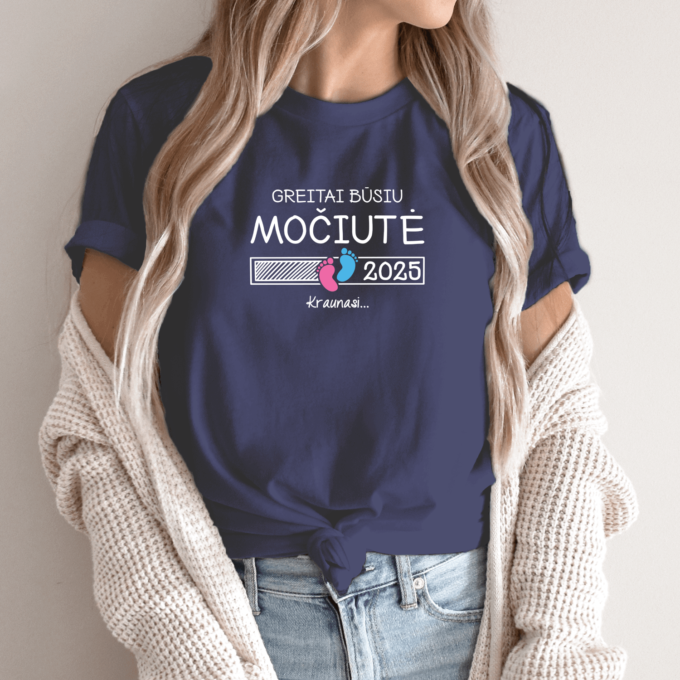 Unisex marškinėliai su spauda „Greitai būsiu močiutė“ - Image 5