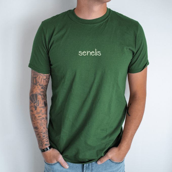 Siuvinėti unisex marškinėliai „Seneliui“ - Image 7