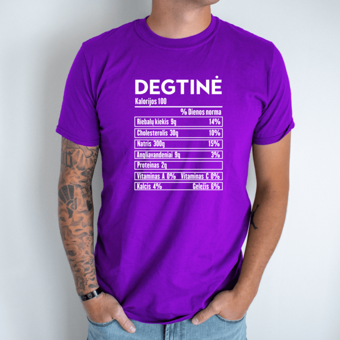 Unisex marškinėliai su spauda „Degtinės mitybos faktai“ - Image 7