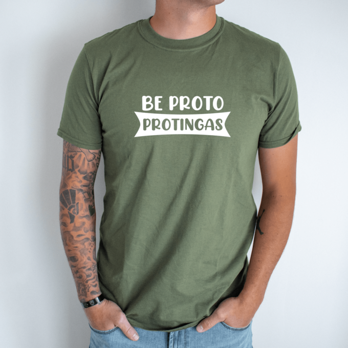 Unisex marškinėliai su spauda „Be proto protingas“ - Image 8