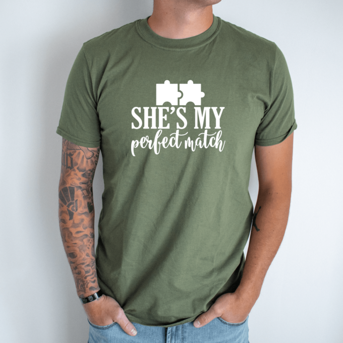Unisex marškinėliai su spauda „She's my perfect match“ - Image 8