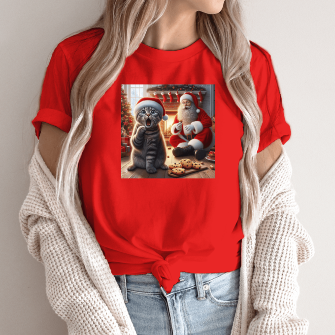 Unisex marškinėliai su spauda „Katinas užklupo senelį“ - Image 6