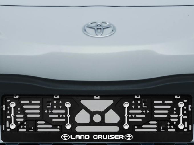 Numerių rėmelis su guminėmis tarpinėmis „Land Cruiser“