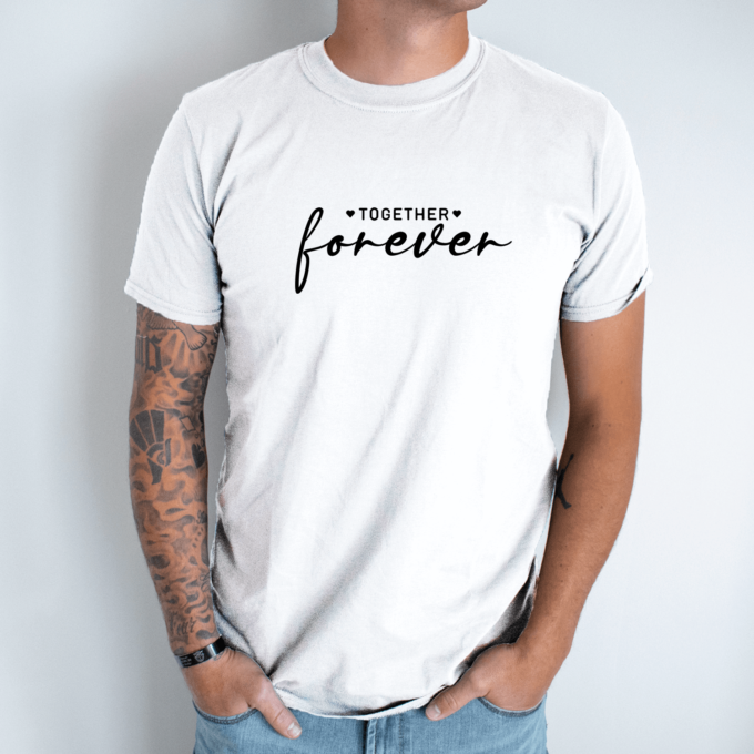 Unisex marškinėliai su spauda „Together forever“ - Image 2