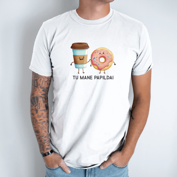 Unisex marškinėliai su spauda „Kava su spurga“ - Image 2