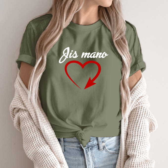 Unisex marškinėliai su spauda „Jis mano širdis“ - Image 2
