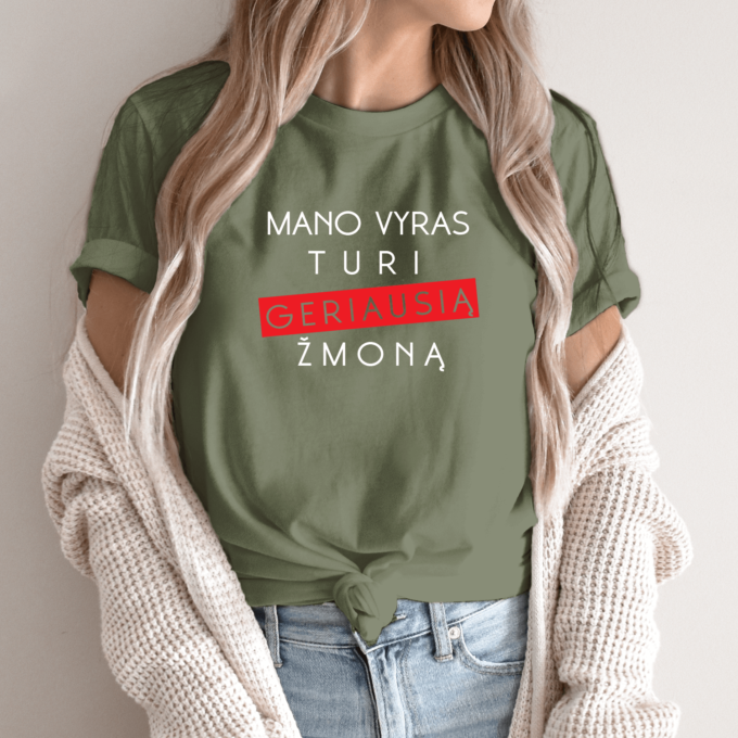 Unisex marškinėliai su spauda „Mano vyras turi geriausia žmoną“ - Image 5