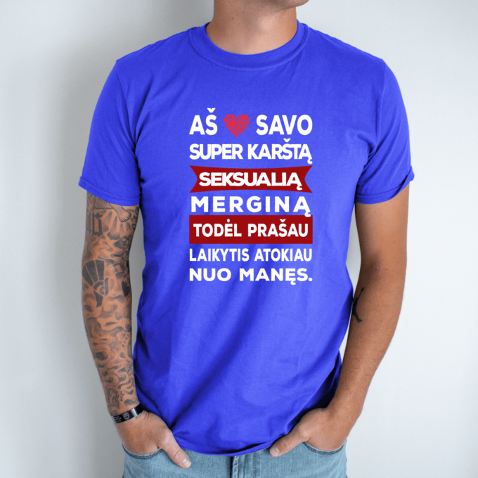 Unisex marškinėliai su spauda „Aš myliu savo merginą“