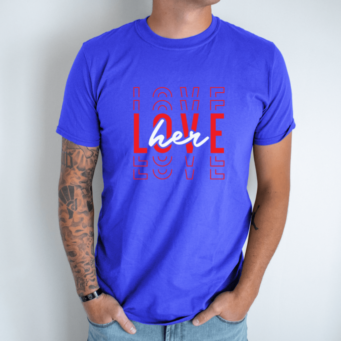 Unisex marškinėliai su spauda „Love her“ - Image 3