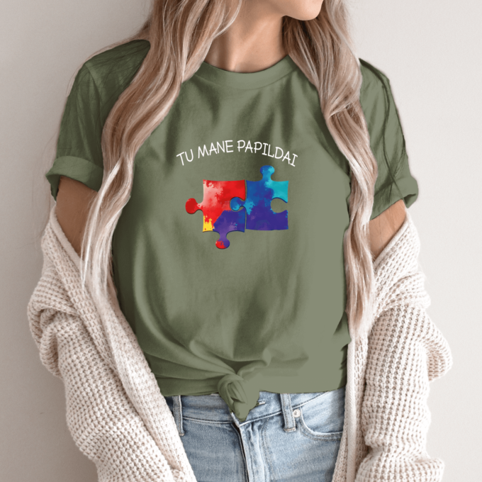 Unisex marškinėliai su spauda „Dėlionės dalys“ - Image 10