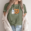 Unisex marškinėliai su spauda „Krendelis“ - Image 6