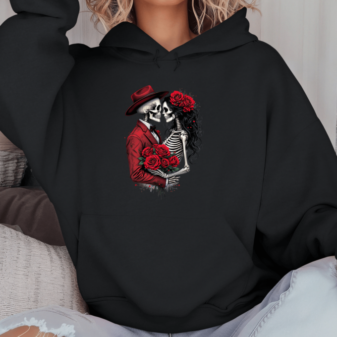 Unisex džemperis su spauda „Romantiška skeletų pora“ - Image 10