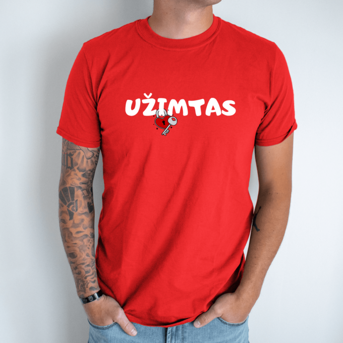 Unisex marškinėliai su spauda „Užimtas su spyna“ - Image 6