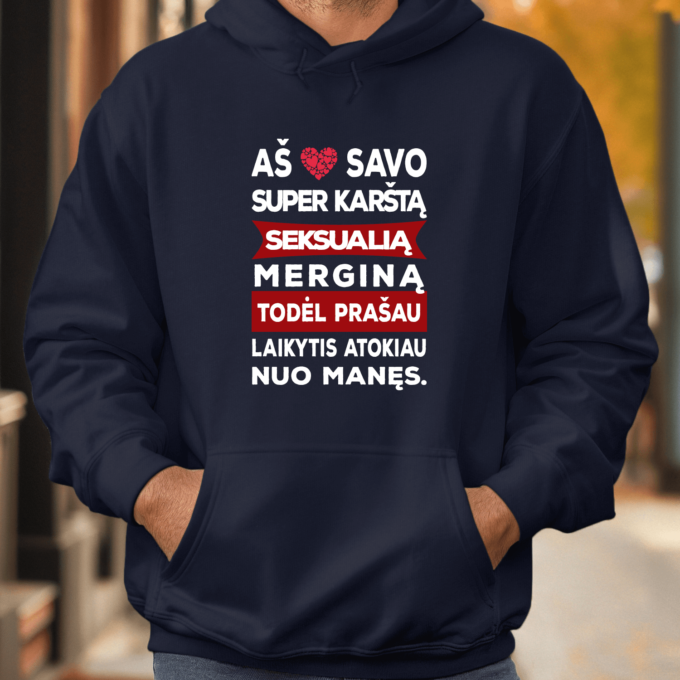 Unisex džemperis su spauda „Aš myliu savo merginą“ - Image 2