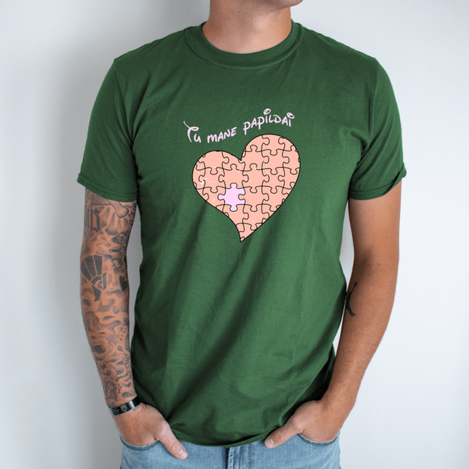 Unisex marškinėliai su spauda „Širdelė dėlionė“ - Image 8